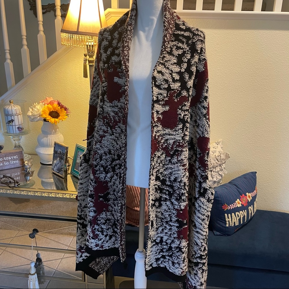 NWT vertigo poncho wrap - Picture 2 of 7